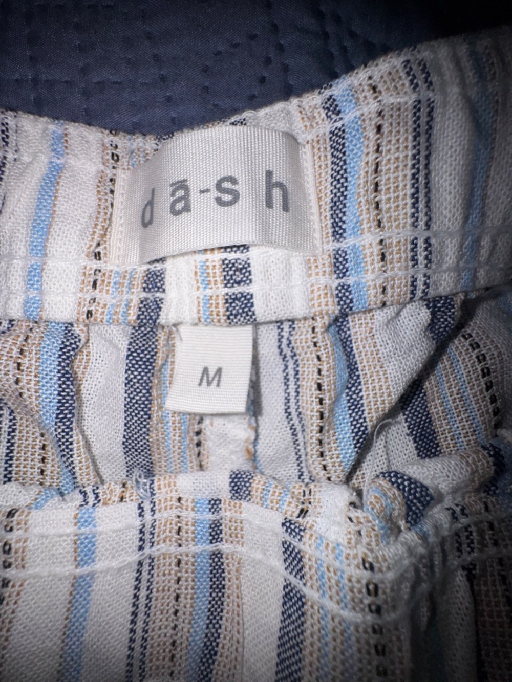 Da-sh Linen Drawstring Shorts - Picture 3 of 3